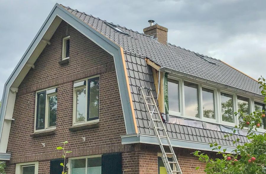 Dak met dakkapel vernieuwen