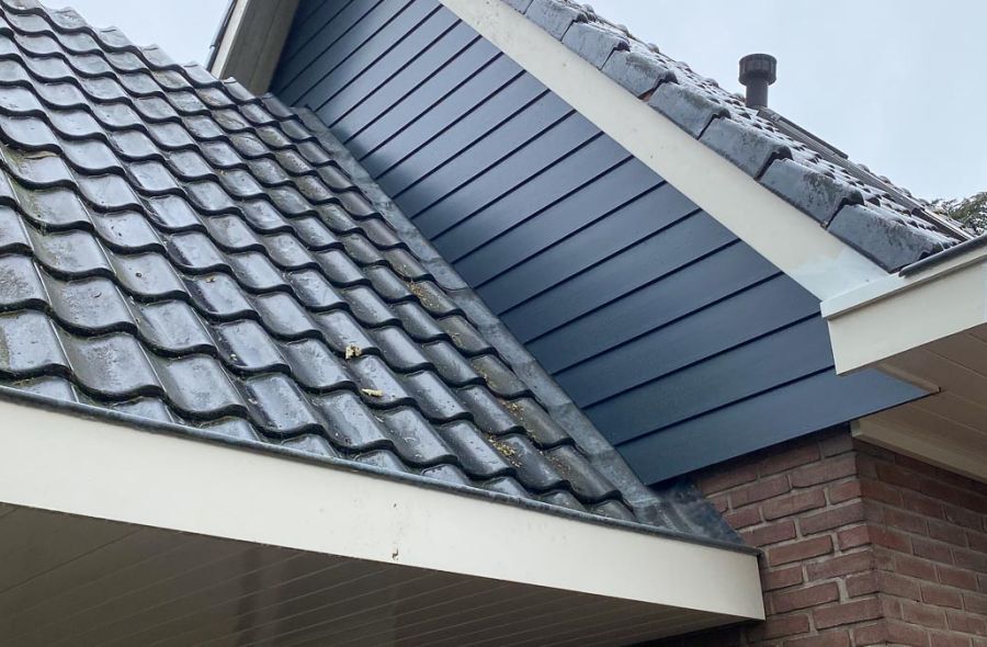 Hout van een woning vervangen door Keralit