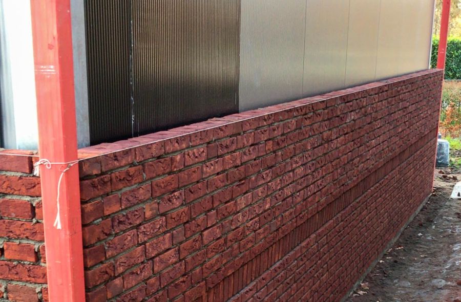 Merselwerk bij een aanbouw garage